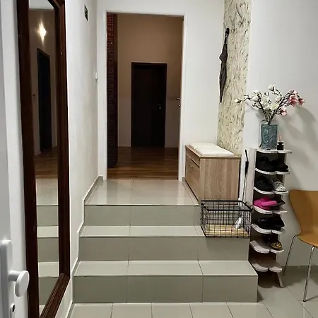 Az Pro 9 Osob Appartement